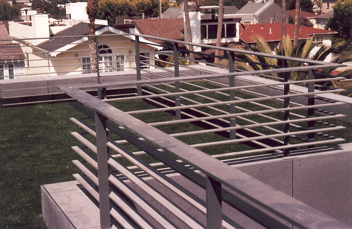 Roof Top Hand Rail in Venice 3
